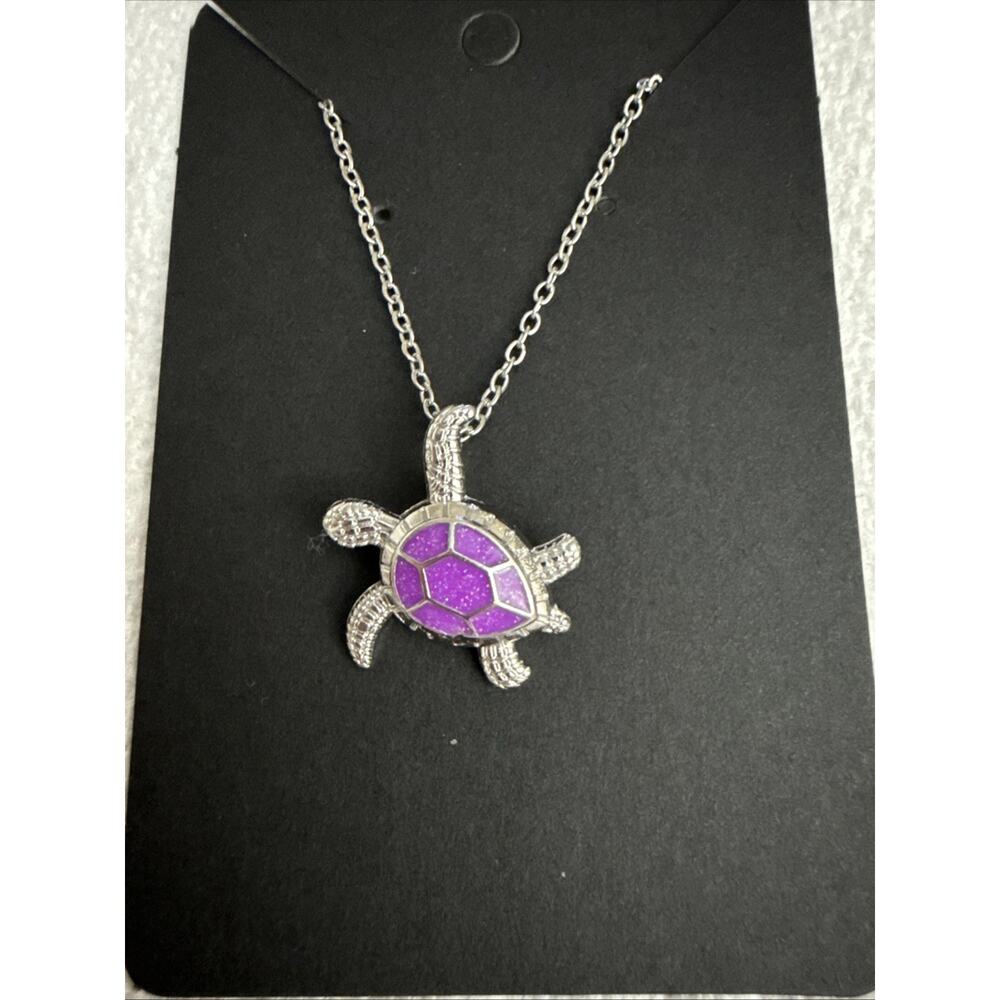 NWT Silvertone Sand Turtle Necklace With Purple Inlay